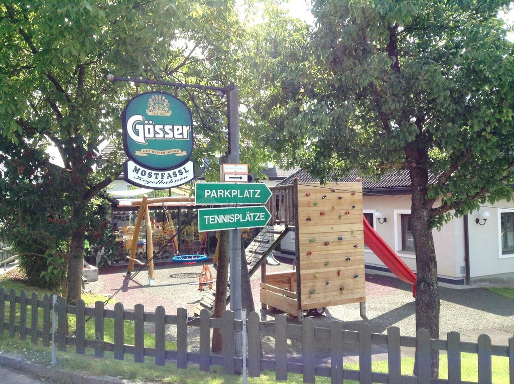 1A Landhotel Schicklberg เครมสมุนส์เตอร์ ภายนอก รูปภาพ